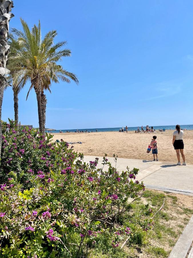 Apartbeach Atalaya Mar Junto Playa Salou Exterior photo